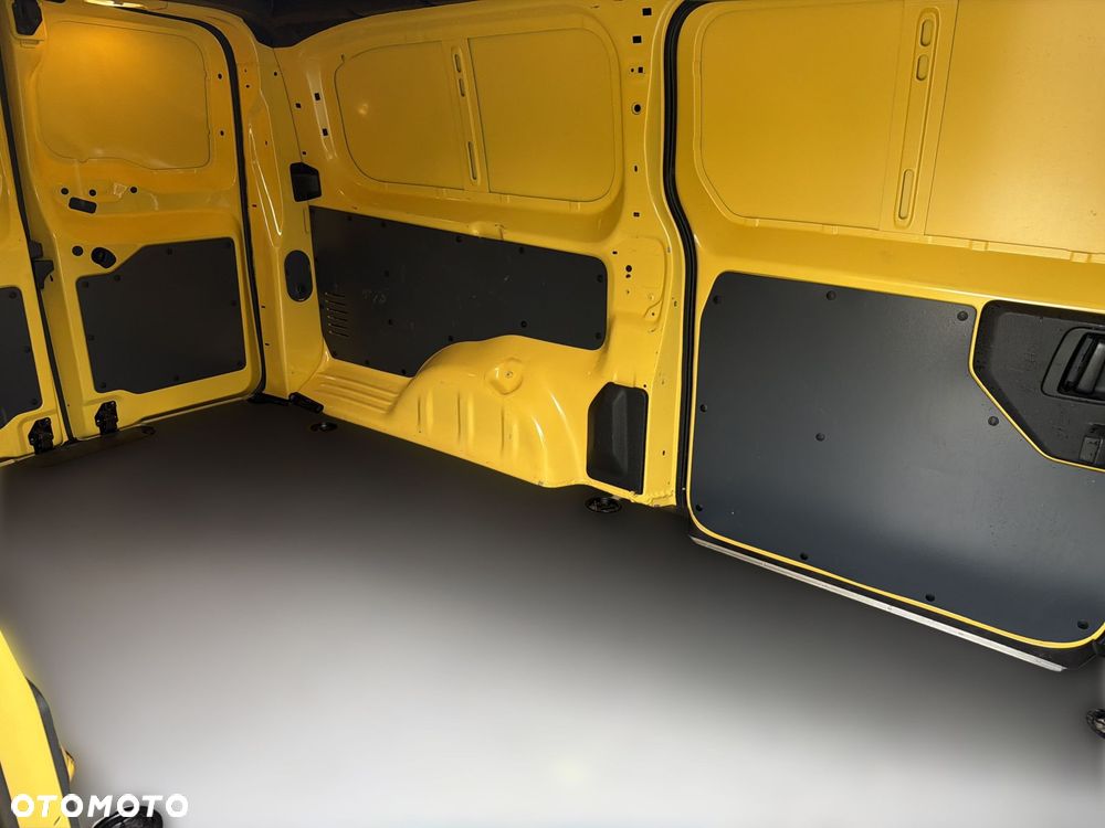 Toyota PROACE - 10