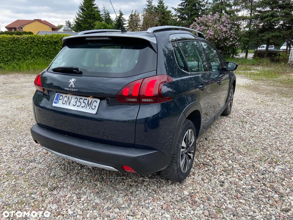 Peugeot 2008 - 11