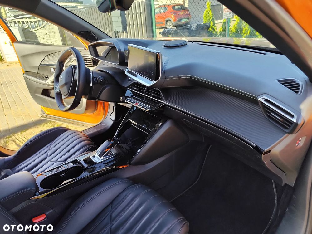 Peugeot 2008 PureTech 155 EAT8 GT Pack - 20