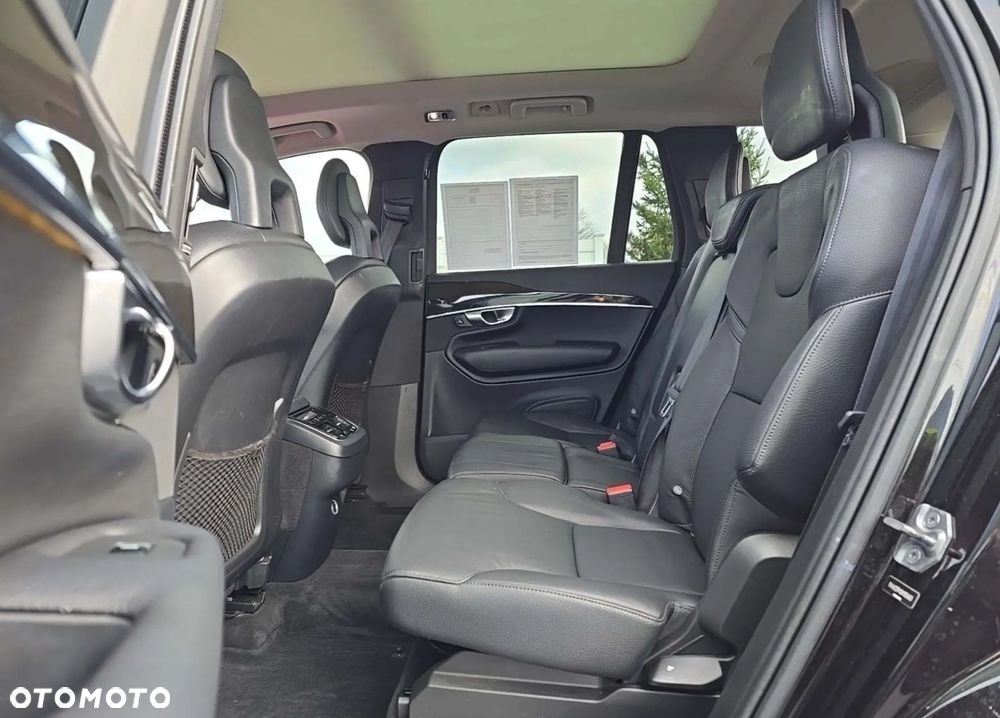 Volvo XC 90 - 10