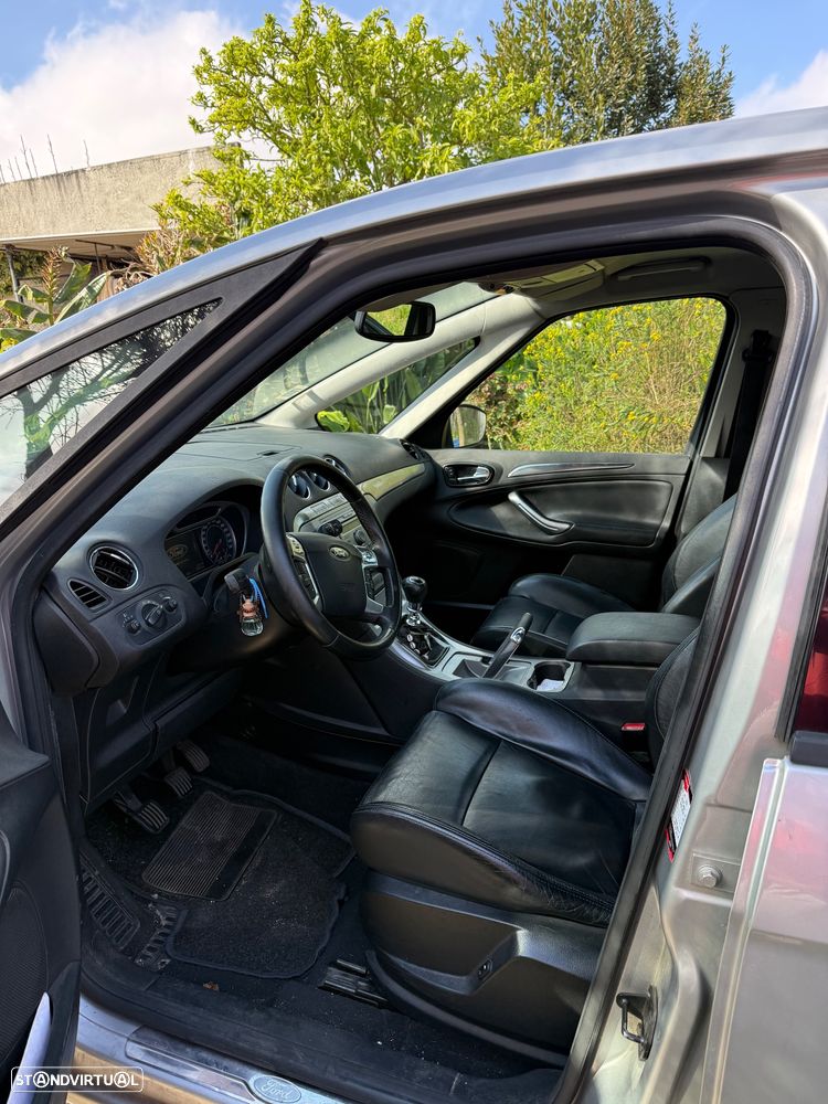 Ford S-Max 2.0 TDCi Titanium 7L - 12