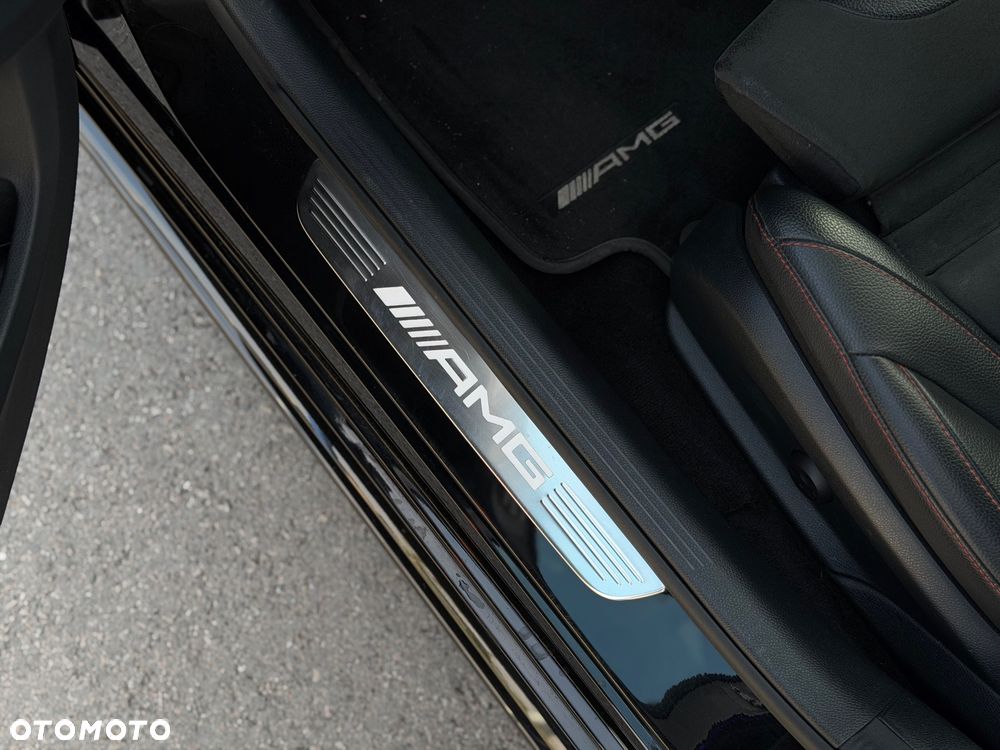 Mercedes-Benz Klasa C AMG 43 4Matic AMG TCT 9G - 20