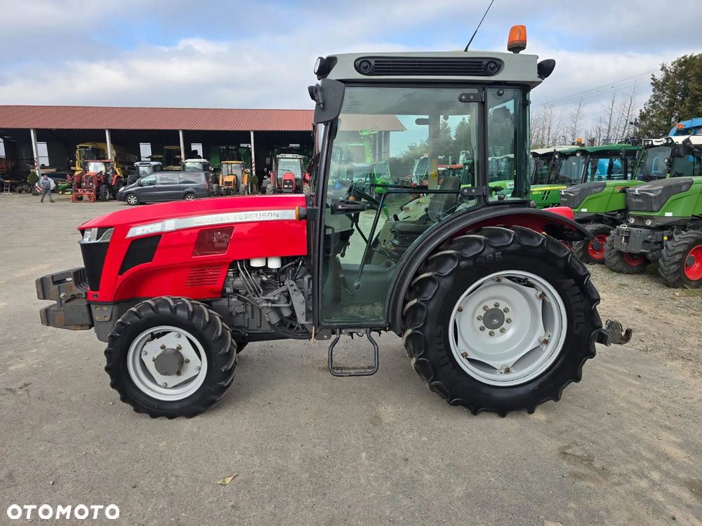 Massey Ferguson 3708S