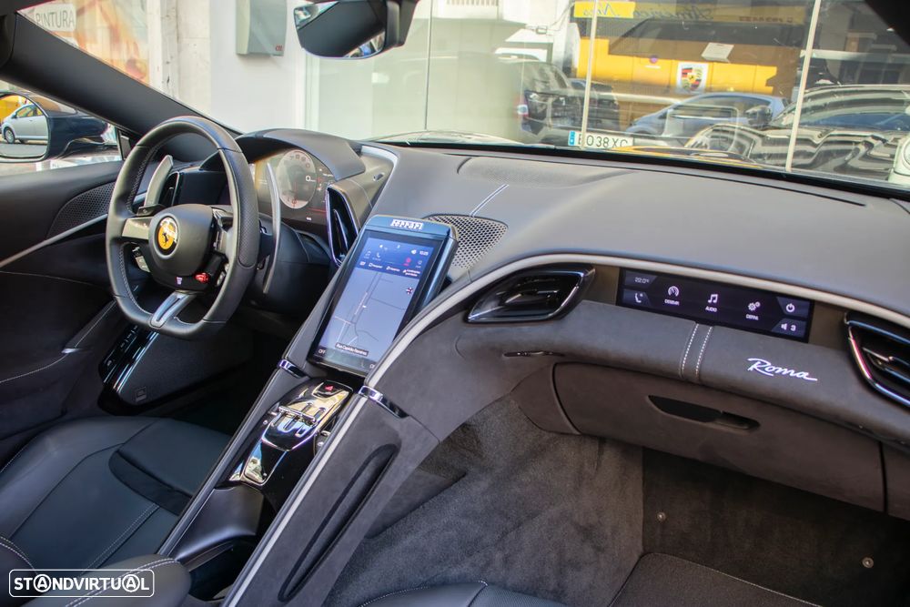 Ferrari Roma - 40