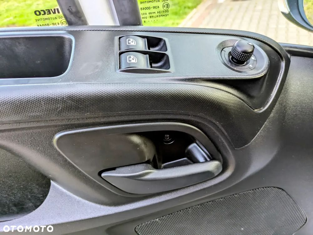 Iveco Iveco Daily 35-140 2018 Rok Doka 7 Osób Kiper - 29