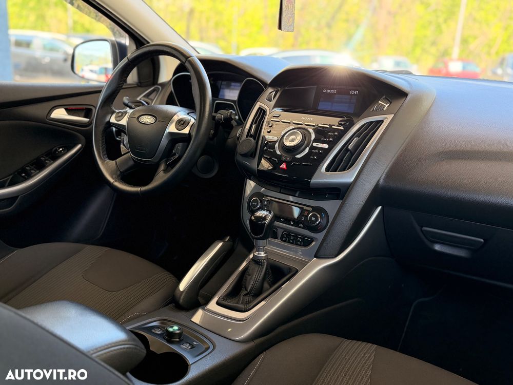 Ford Focus 1.0 EcoBoost Sport - 8