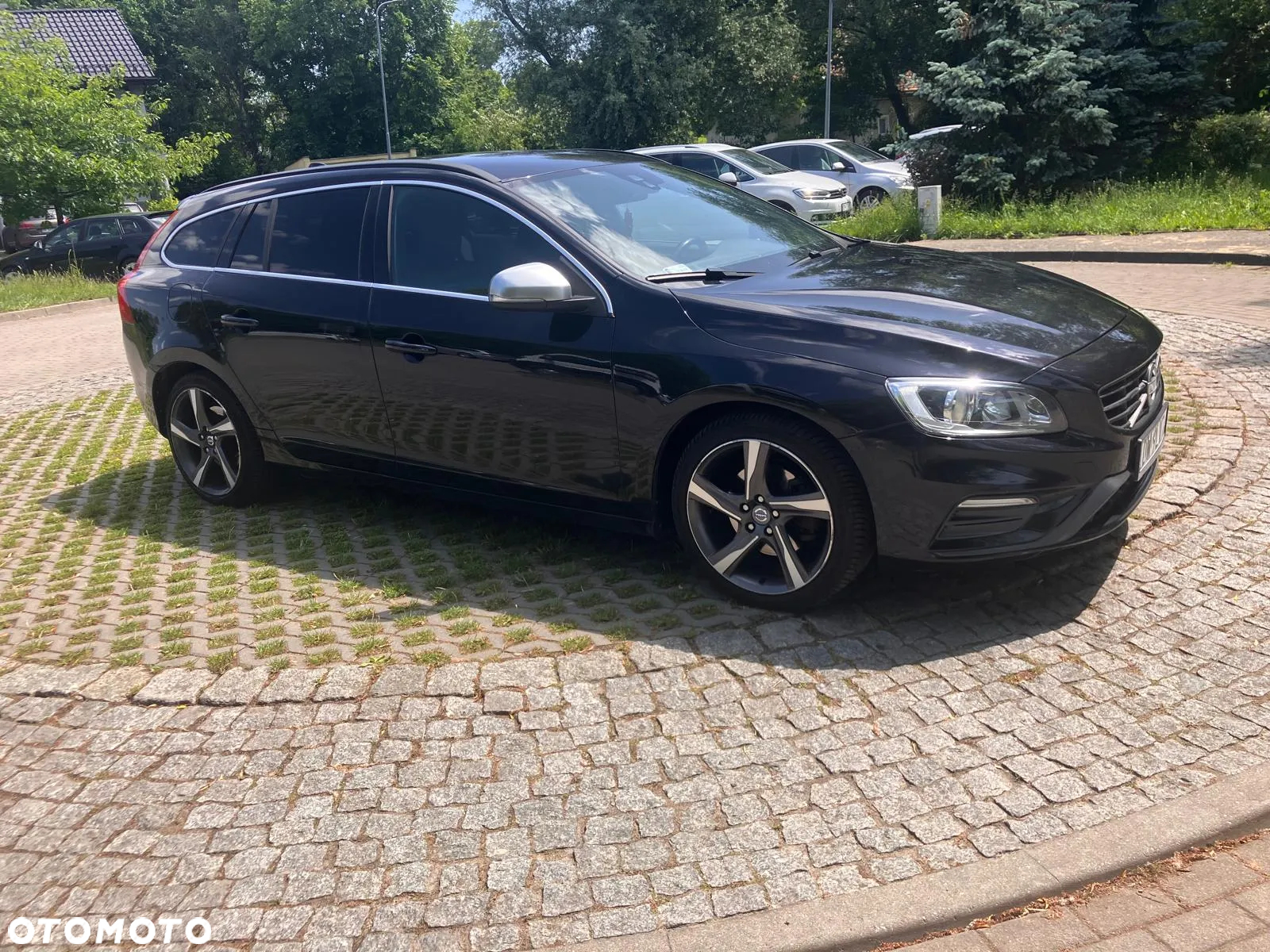 Volvo V60 D4 Drive-E R-Design Momentum - 3