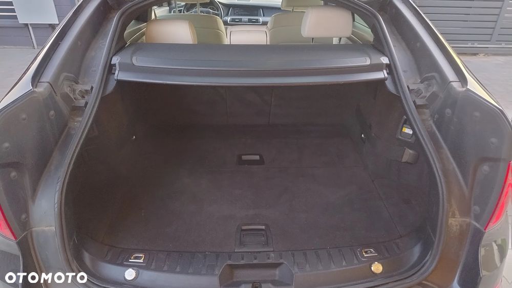 BMW Seria 5 530d xDrive - 25
