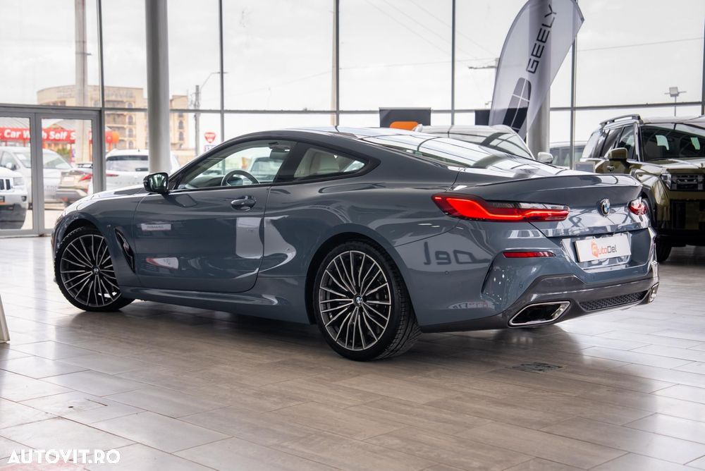 BMW M8 - 12