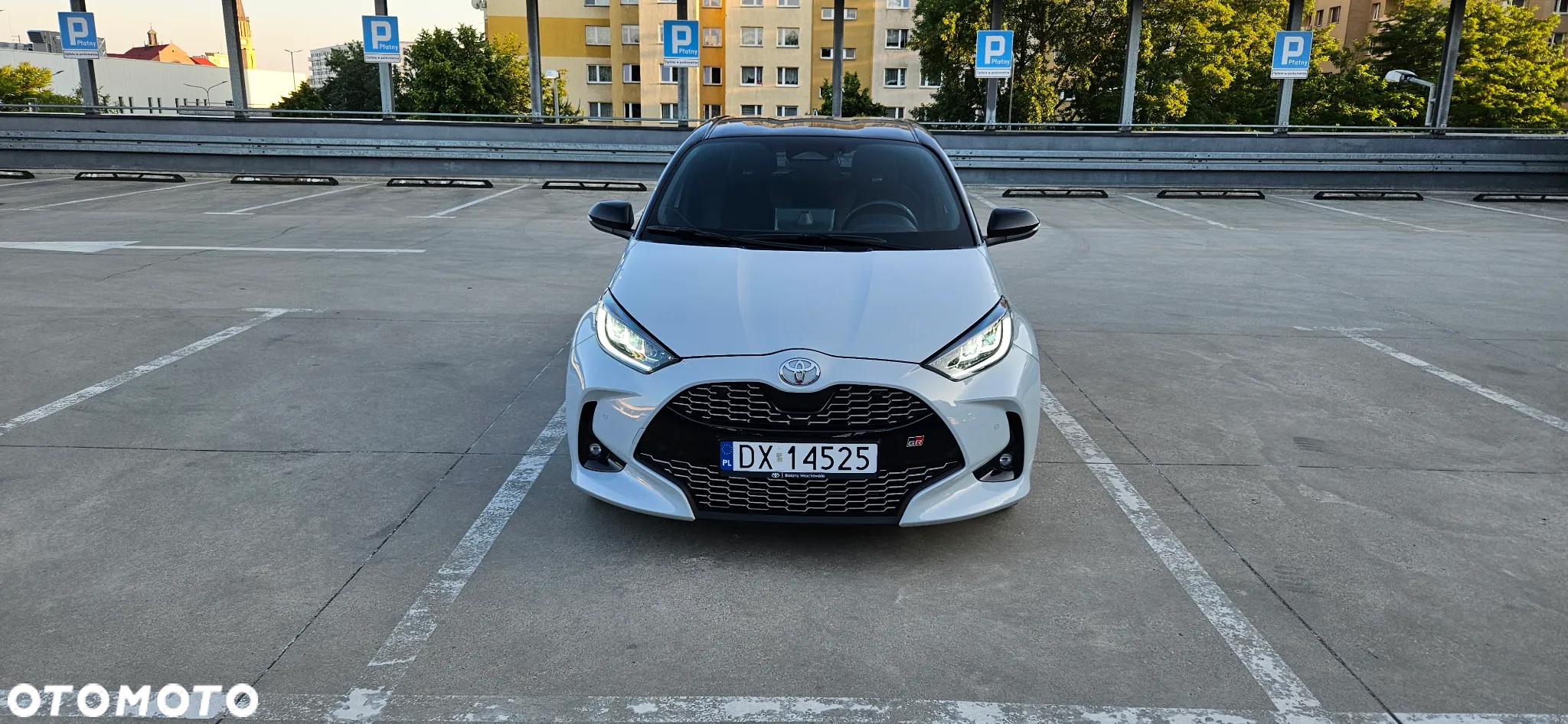Toyota Yaris Hybrid 1.5 GR Sport - 3