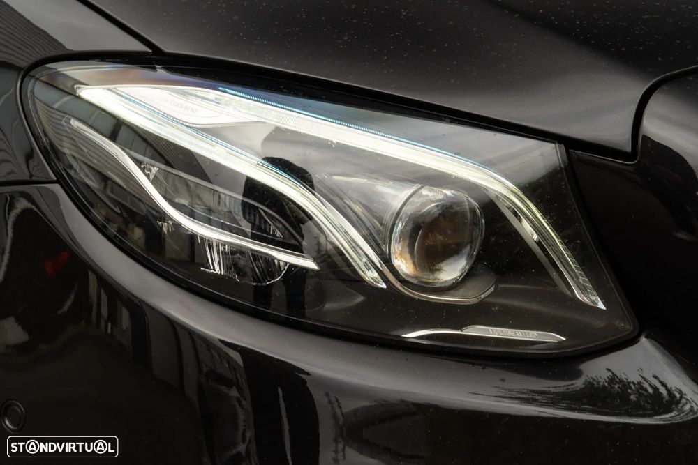 Mercedes-Benz E 220 d AMG Line - 41