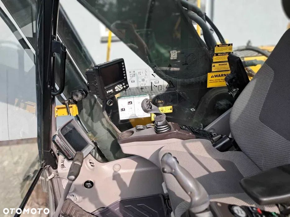 Volvo EC300DL - 6
