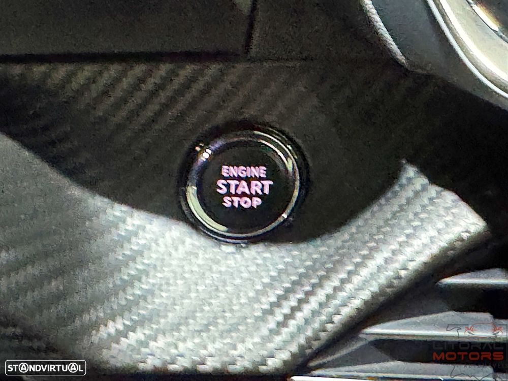 Peugeot 2008 1.2 PureTech GT EAT8 - 38