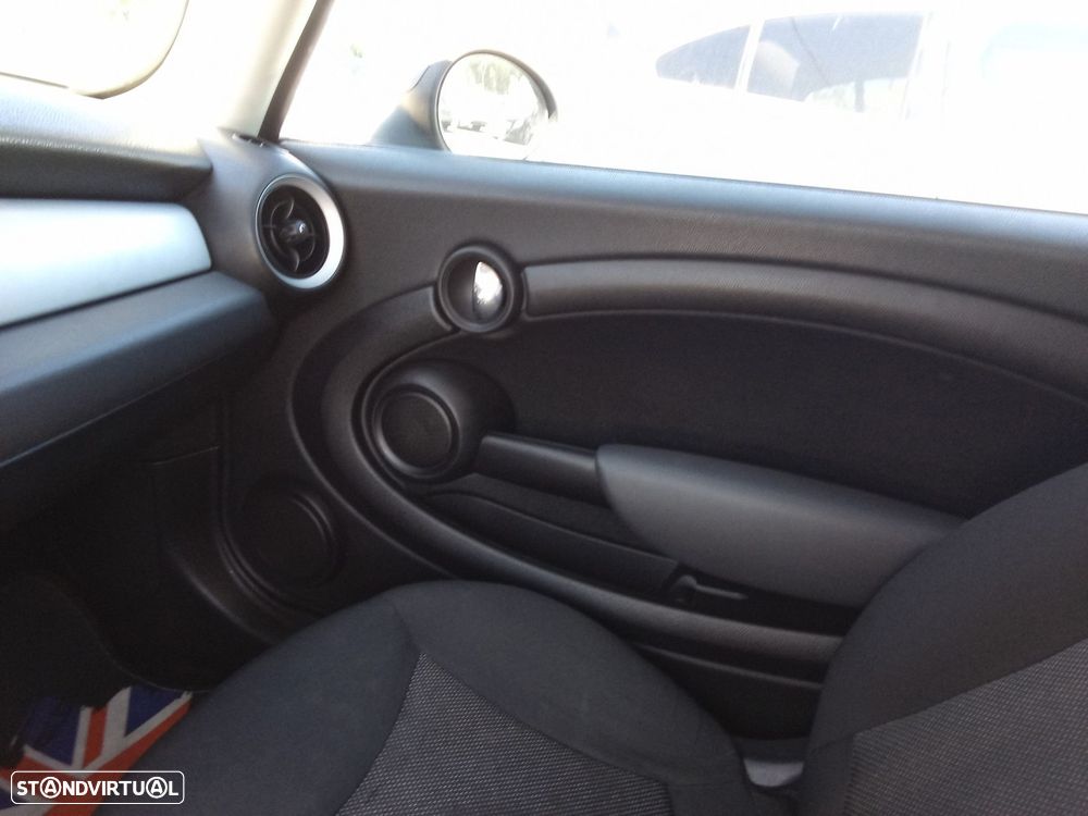 MINI 3 Portas One 1.6 - 20