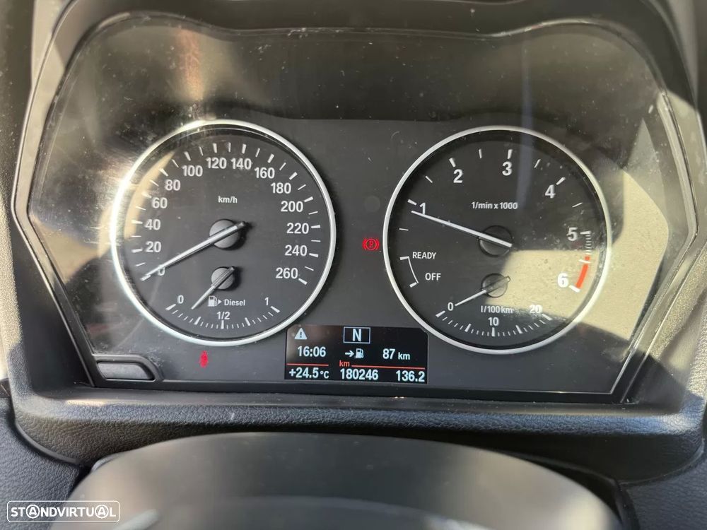 BMW X1 18 d sDrive Line Sport - 43