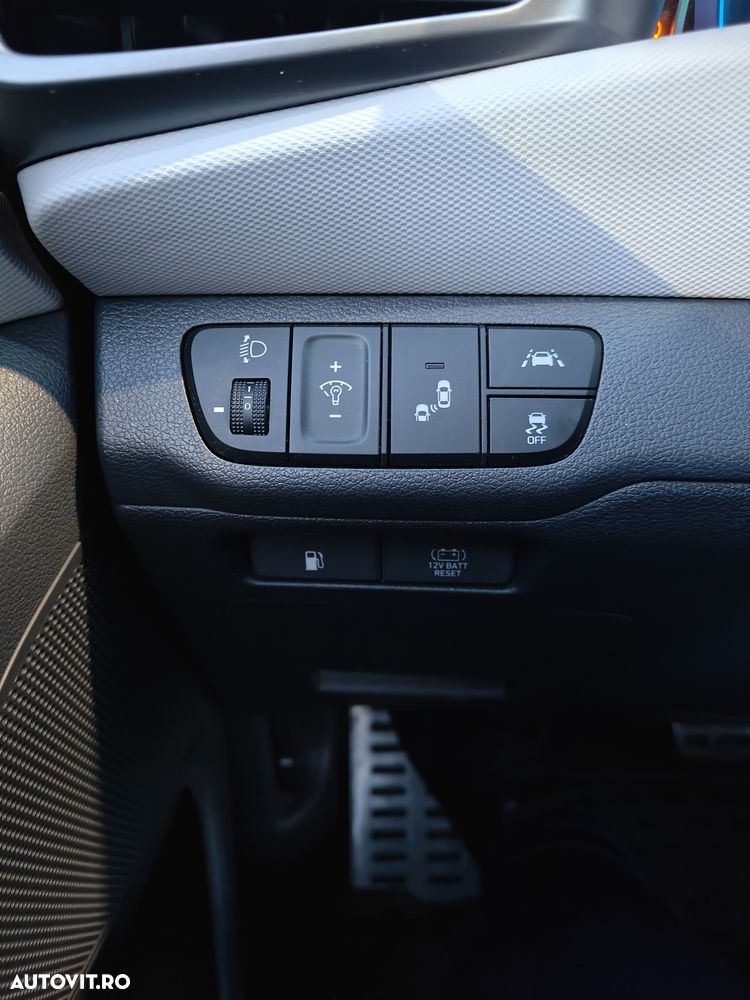 Hyundai IONIQ 141CP Exclusive - 25
