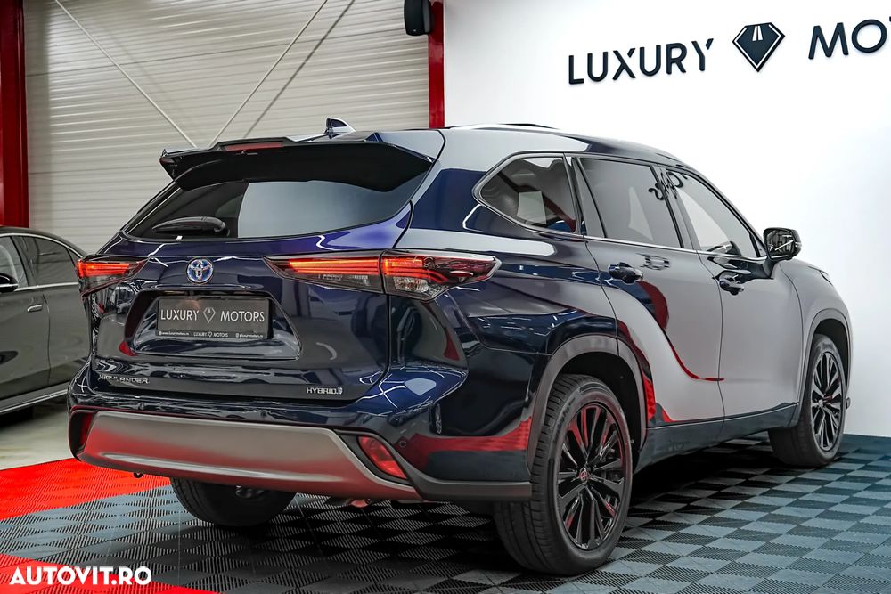 Toyota Highlander 2.5 L Dynamic Force 248CP Luxury Metallic - 9