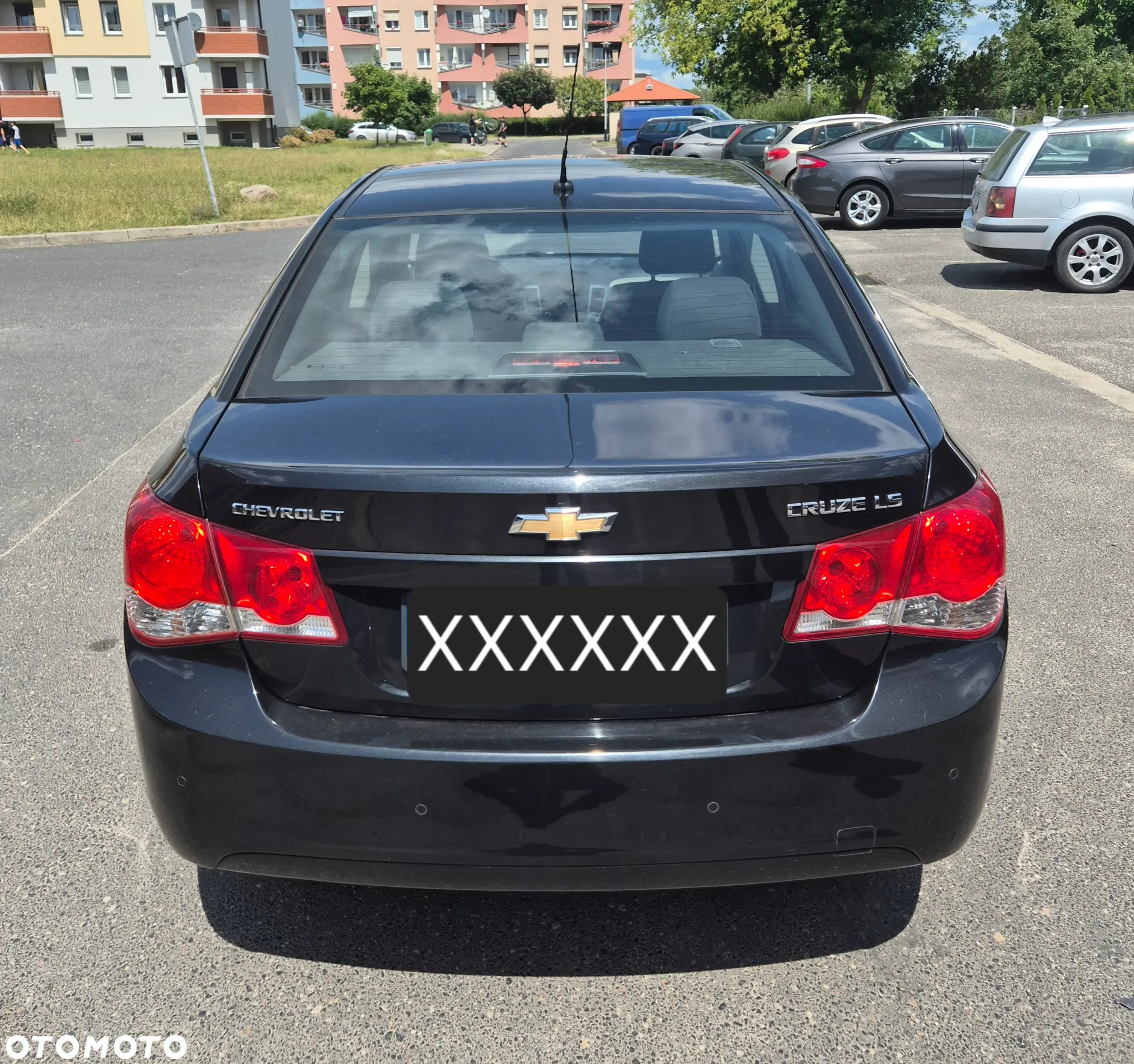 Chevrolet Cruze 1.6 LS - 4