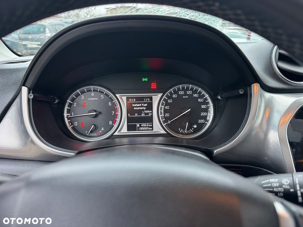 Suzuki Vitara - 23