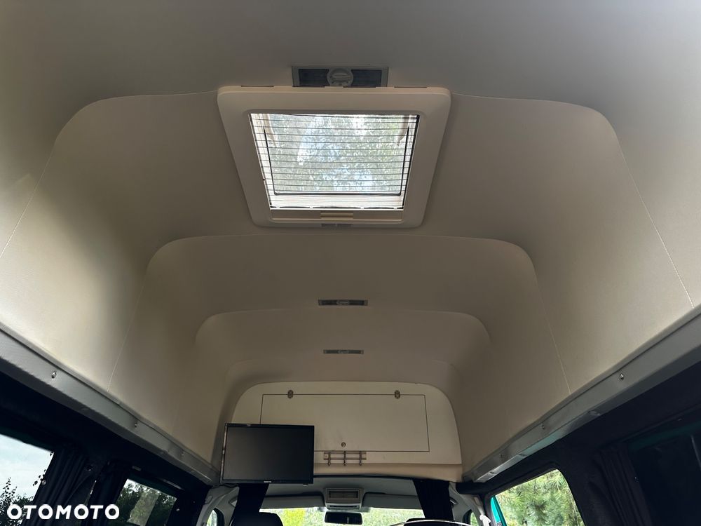 Volkswagen Transporter - 18