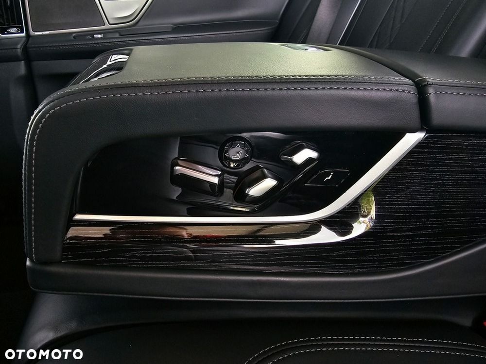 BMW Seria 7 - 39