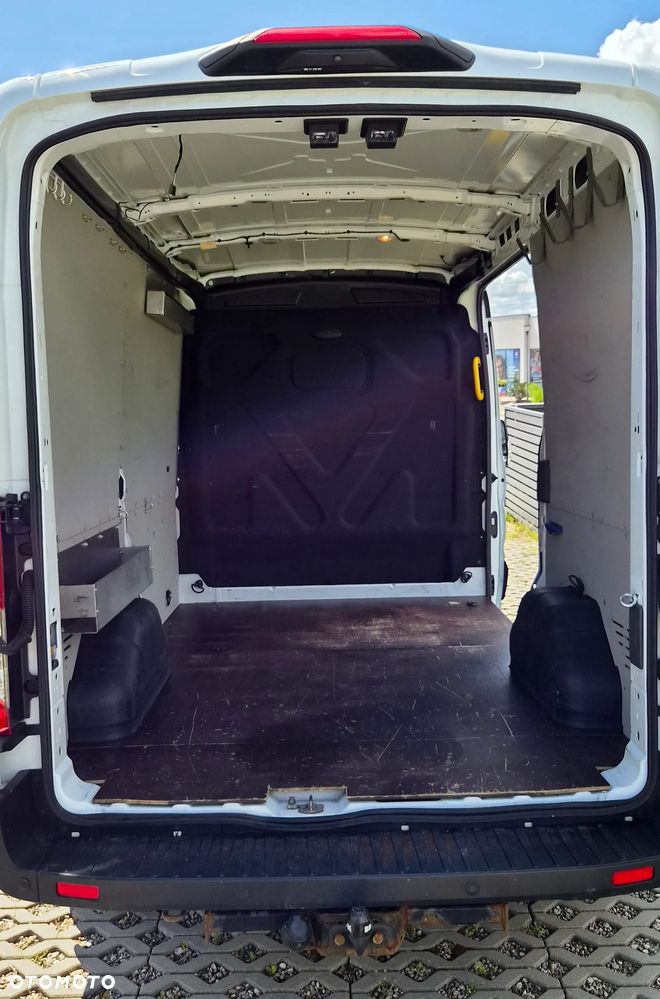 Ford Transit 2.0D L2H2 170KM Nawigacja Kamera Bogate Wyposażenie - 8
