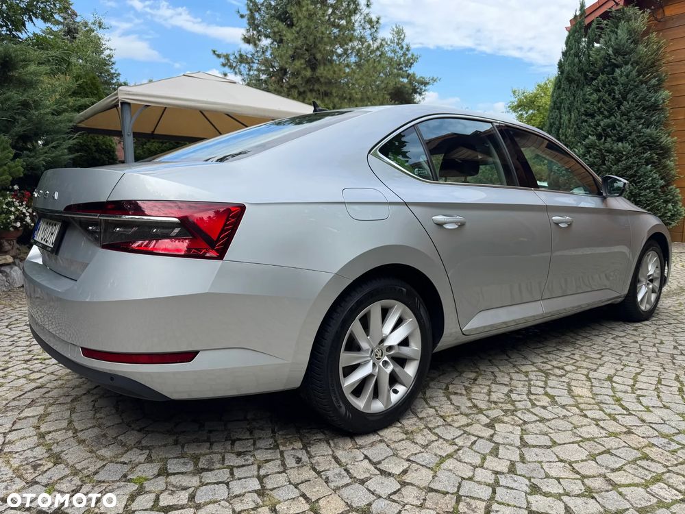 Skoda Superb 2.0 TDI SCR Ambition DSG - 6