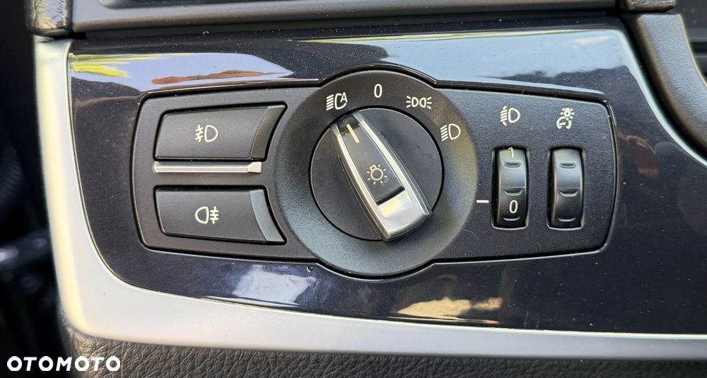 BMW Seria 5 - 16