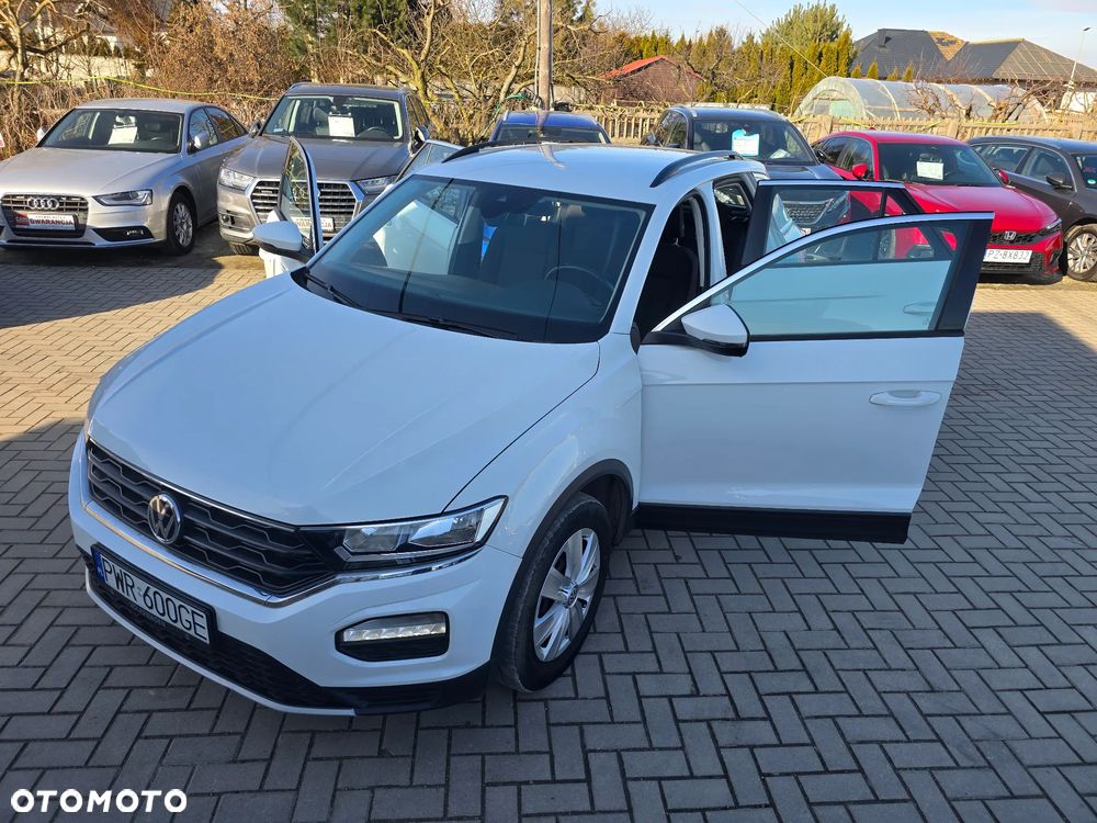 Volkswagen T-Roc - 36