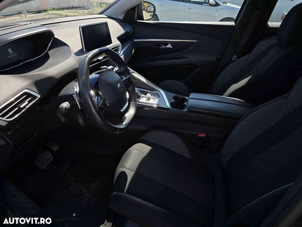 Peugeot 3008 - 9