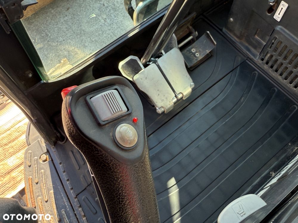 Yanmar Minikoparka Gąsienicowa SV60 - 27