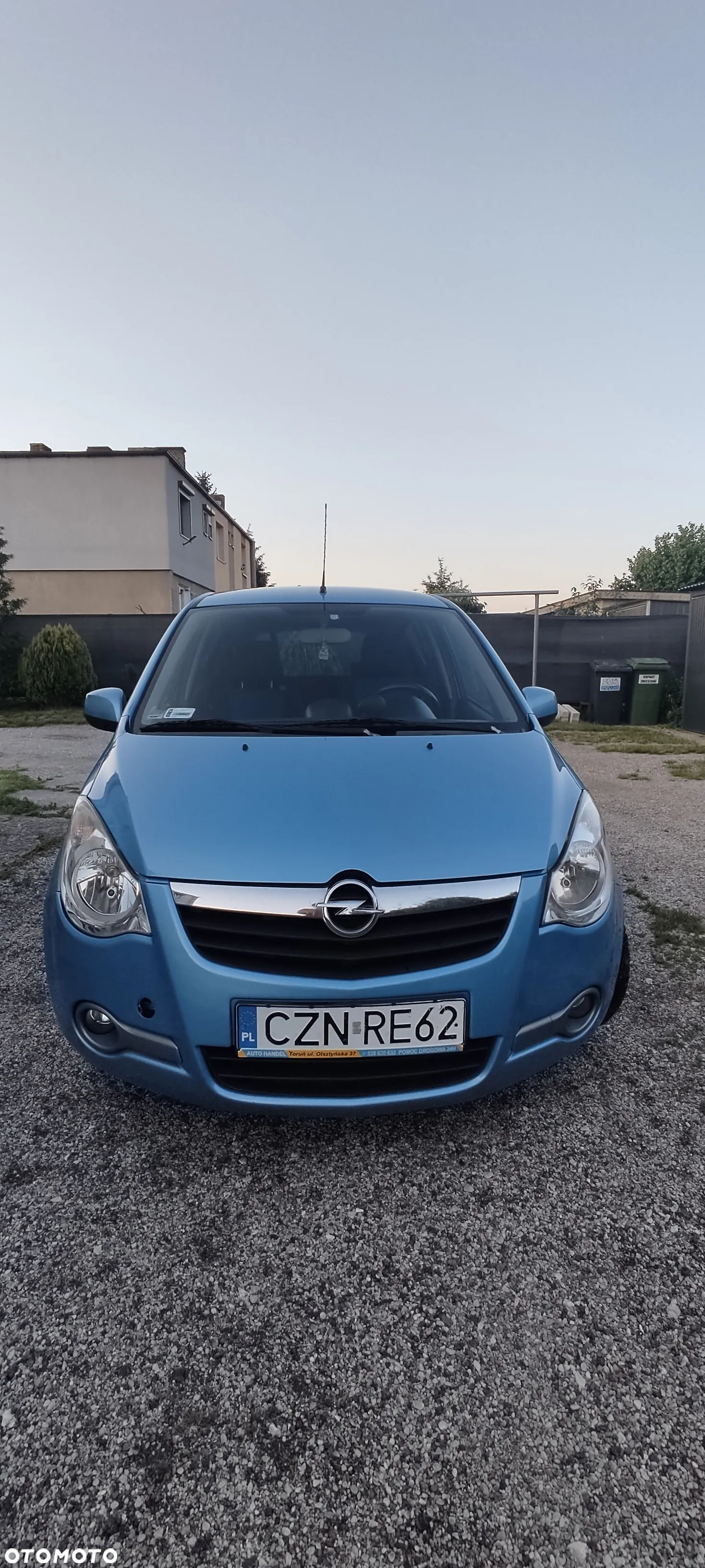 Opel Agila 1.0 - 8
