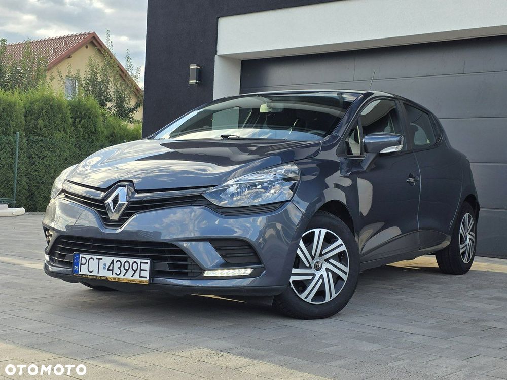Renault Clio - 18