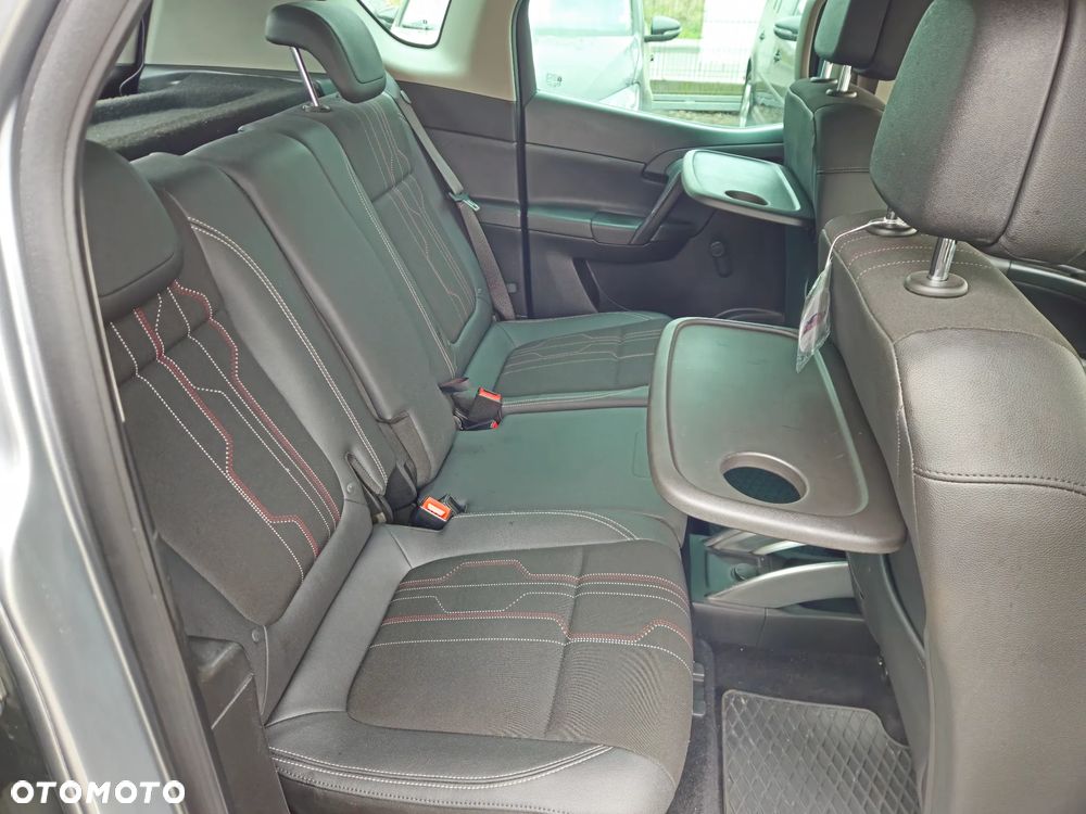 Opel Meriva ver-1-4-design-edition - 10