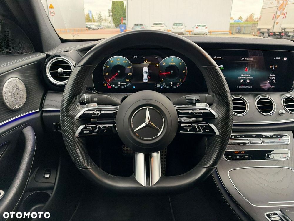 Mercedes-Benz Klasa E - 25