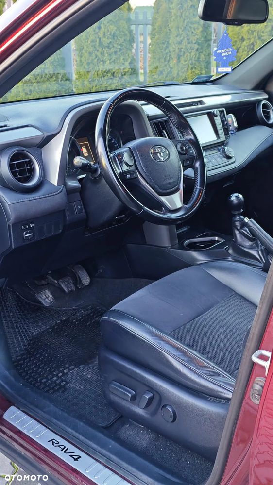 Toyota RAV4 2.0 D-4D Premium 4x2 - 11