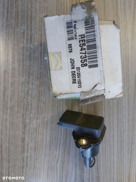 Czujnik przepływomierz filtr powietrza silnika John Deere RE547358 - 1