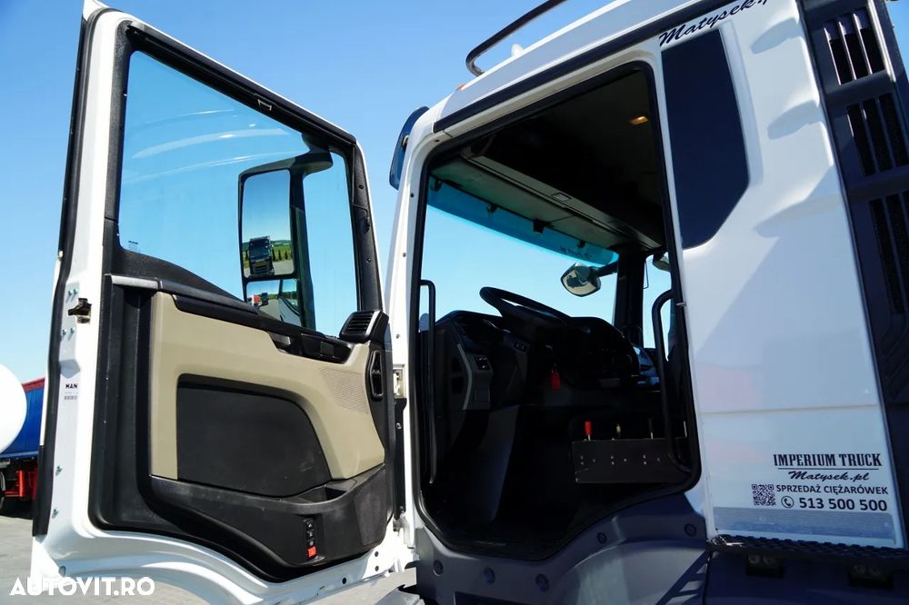 MAN TGS 35.470 / 8x4 / BASCULATOR 2 LATE / HIDROCLAPA / HIDRODORTA / BORDMATIK / ANVELOPE 100% / NAVI RIO / EURO 6 - 26