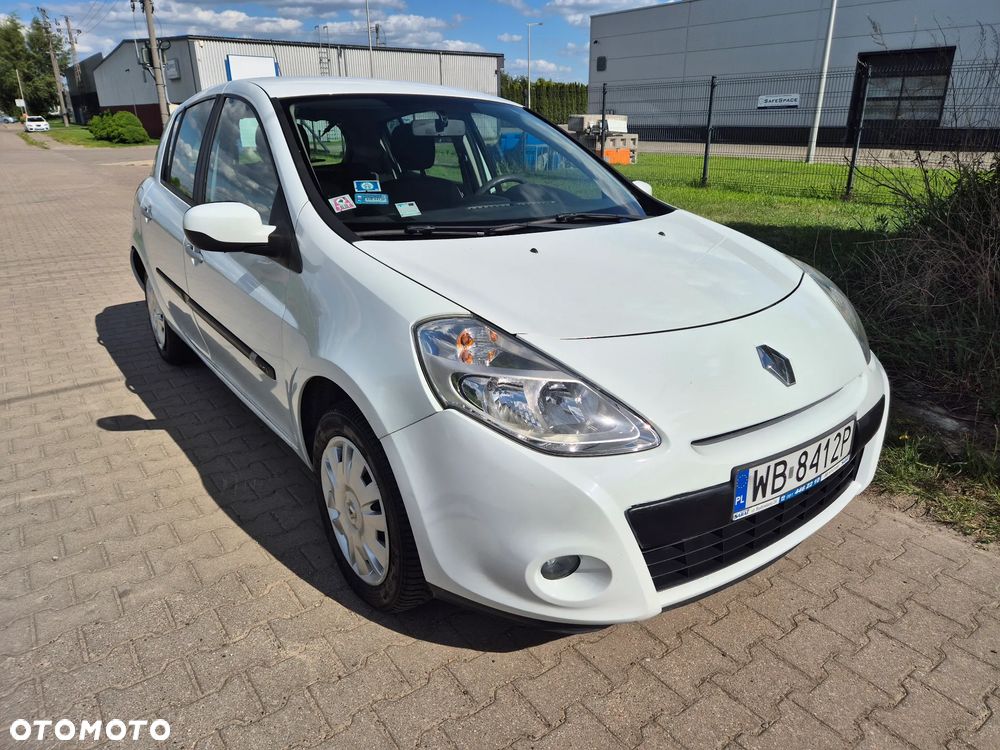 Renault Clio 1.5 dCi Authentique - 6