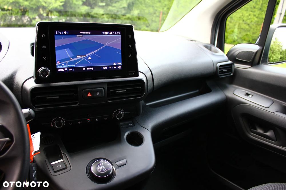 Peugeot PARTNER 1.5HDI 130KM AUTOMAT 8 BIEGÓW LONG DŁUGI 3 OSOBOWY PERFEKT AUTO NAVIGACJA KAMERY,ASYSTENTY,VF23% - 26