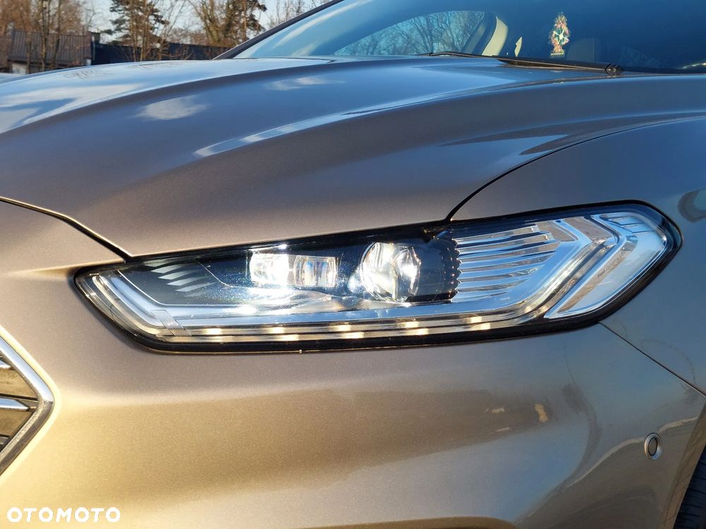 Ford Mondeo 2.0 EcoBlue Titanium - 26