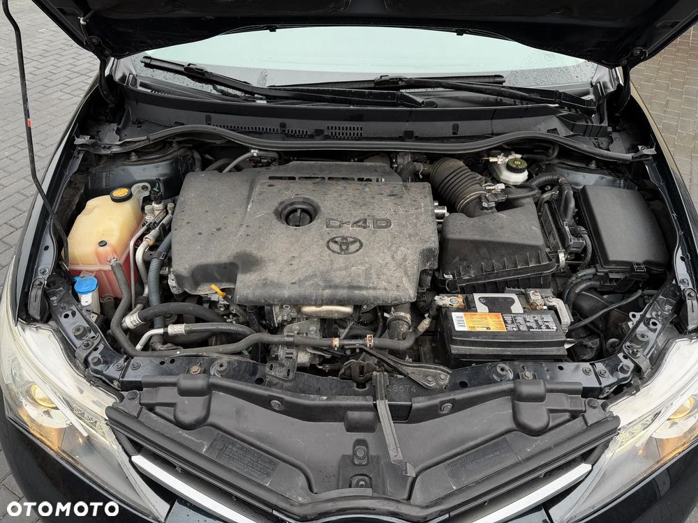 Toyota Auris 2.0 D-4D Premium - 19