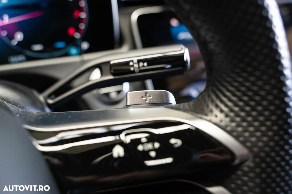 Mercedes-Benz E 200 9G-TRONIC Edition AMG Line - 23