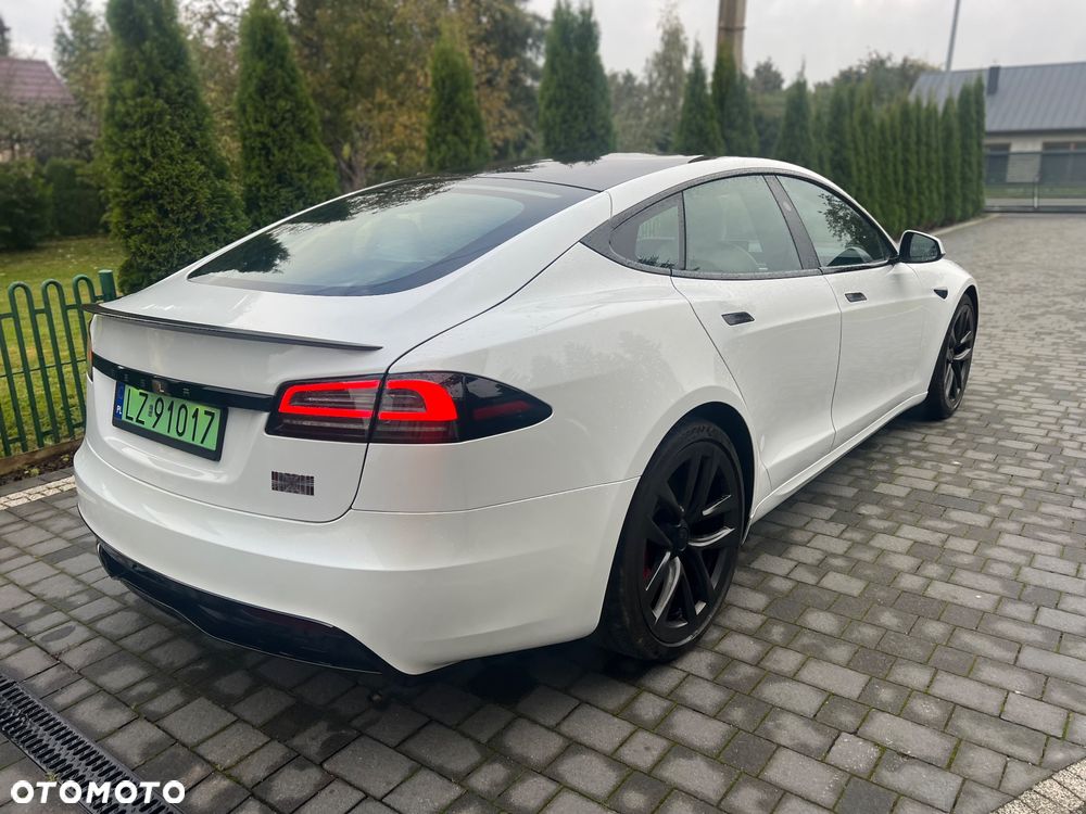 Tesla Model S Plaid - 6