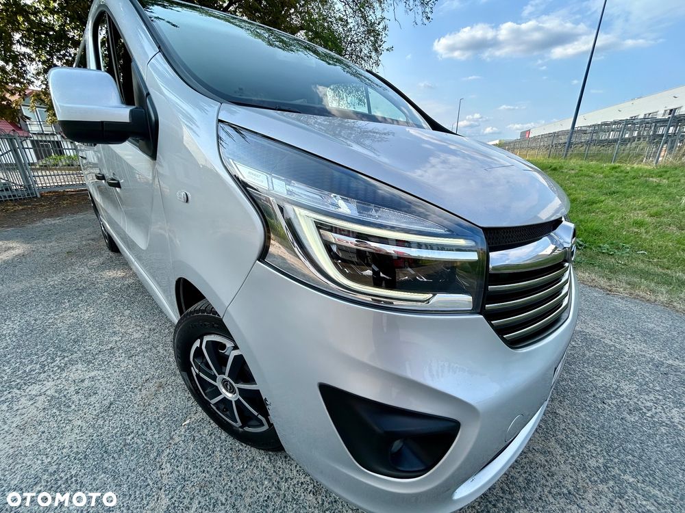 Opel Vivaro - 2