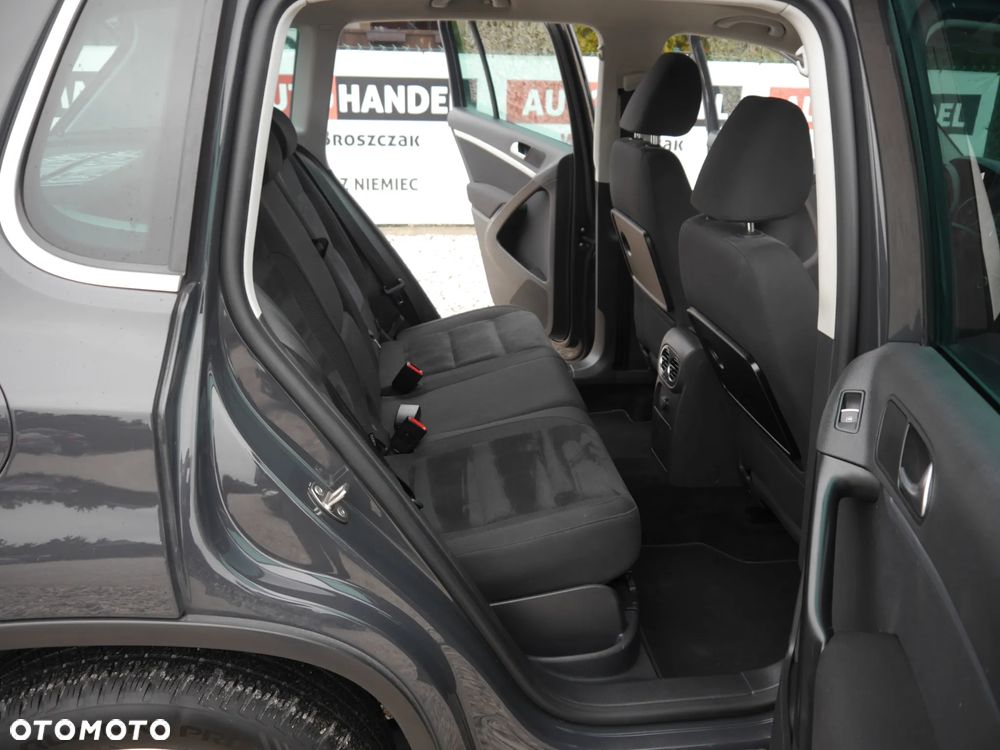 Volkswagen Tiguan 2.0 TDI SCR BlueMotion Technology Exclusive - 16