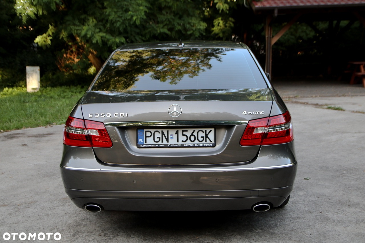 Mercedes-Benz Klasa E 350 T CDI DPF 4Matic BlueEFFICIENCY 7G-TRONIC Avantgarde - 10