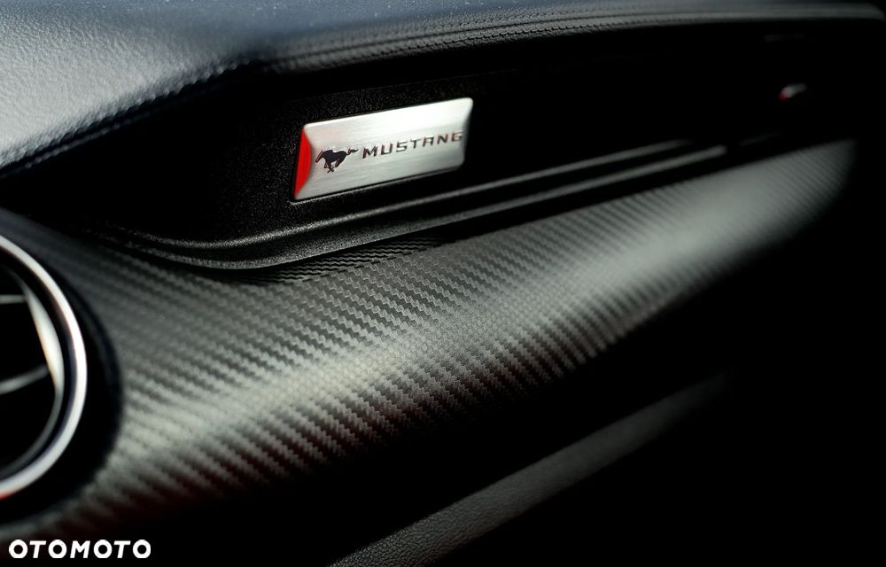 Ford Mustang Fastback 2.3 Eco Boost - 28