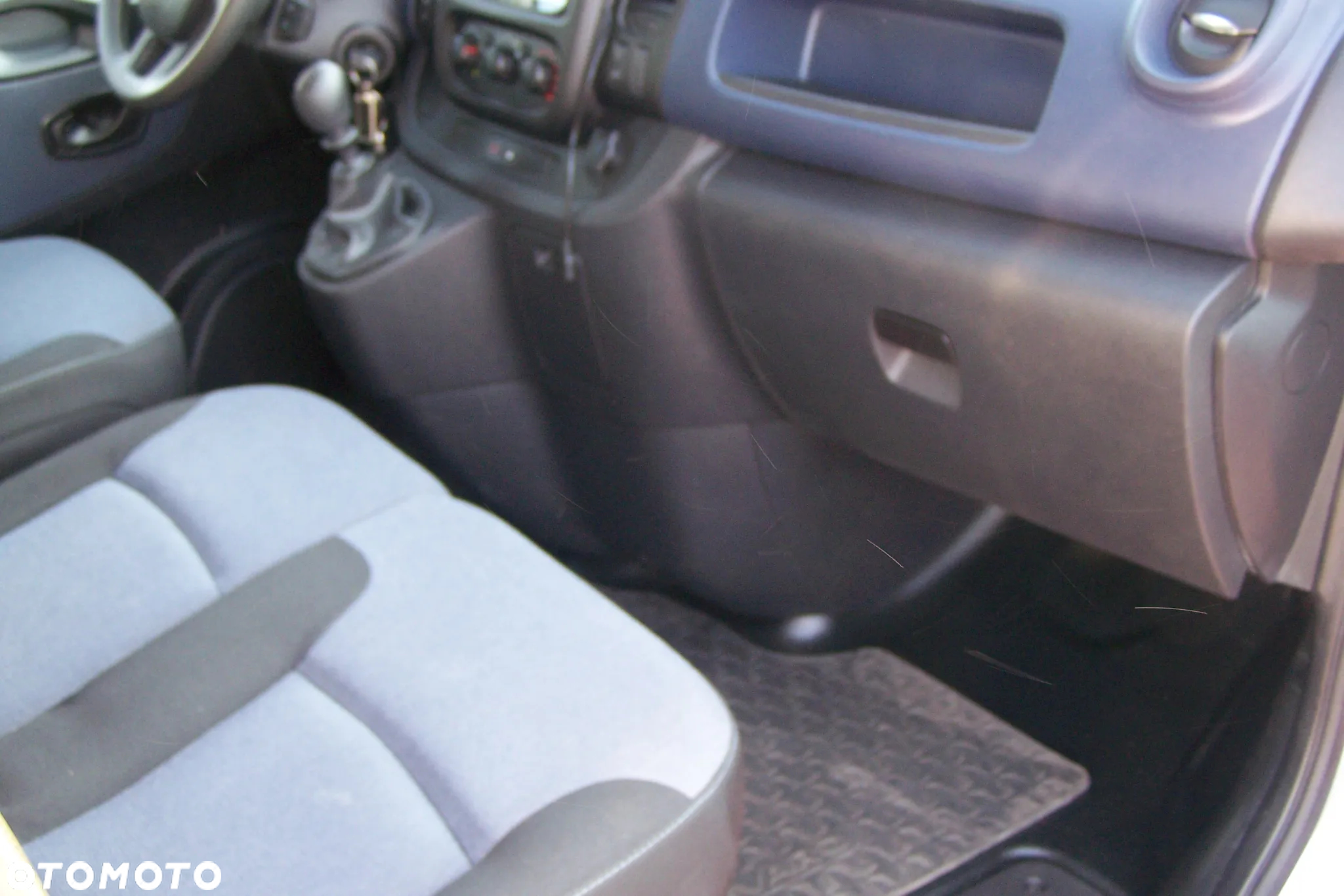 Renault Trafic - 8
