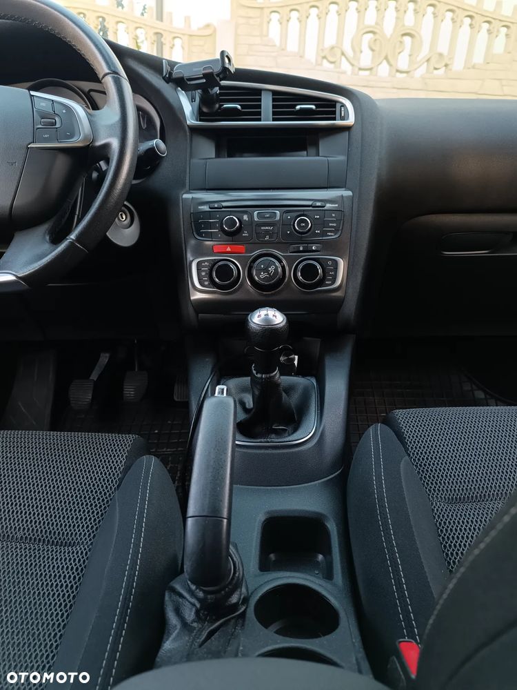 Citroën C4 1.6 VTi Attraction - 17